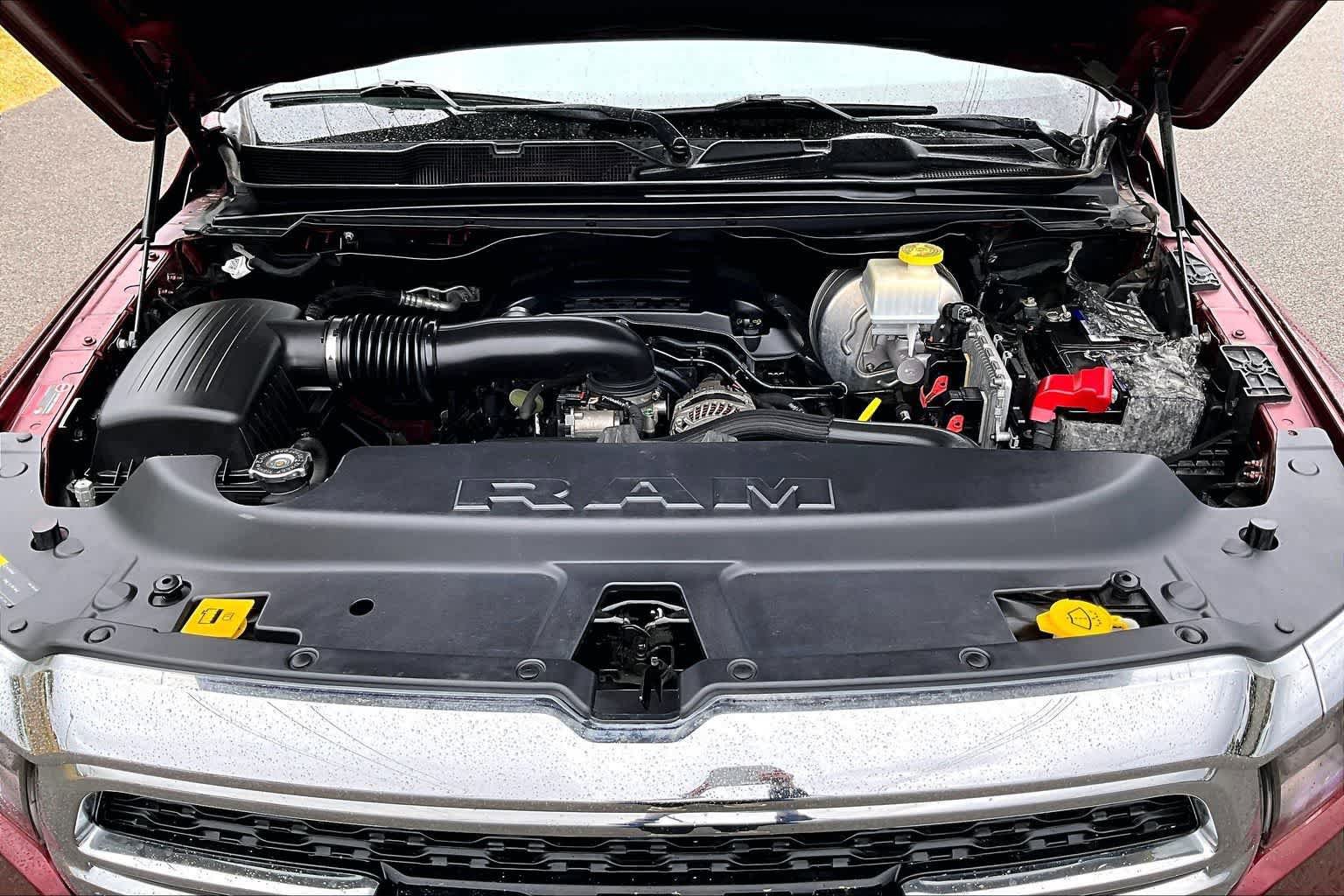 Used 2019 RAM 1500 Tradesman w/ SXT Appearance Group AWD/4WD image 9