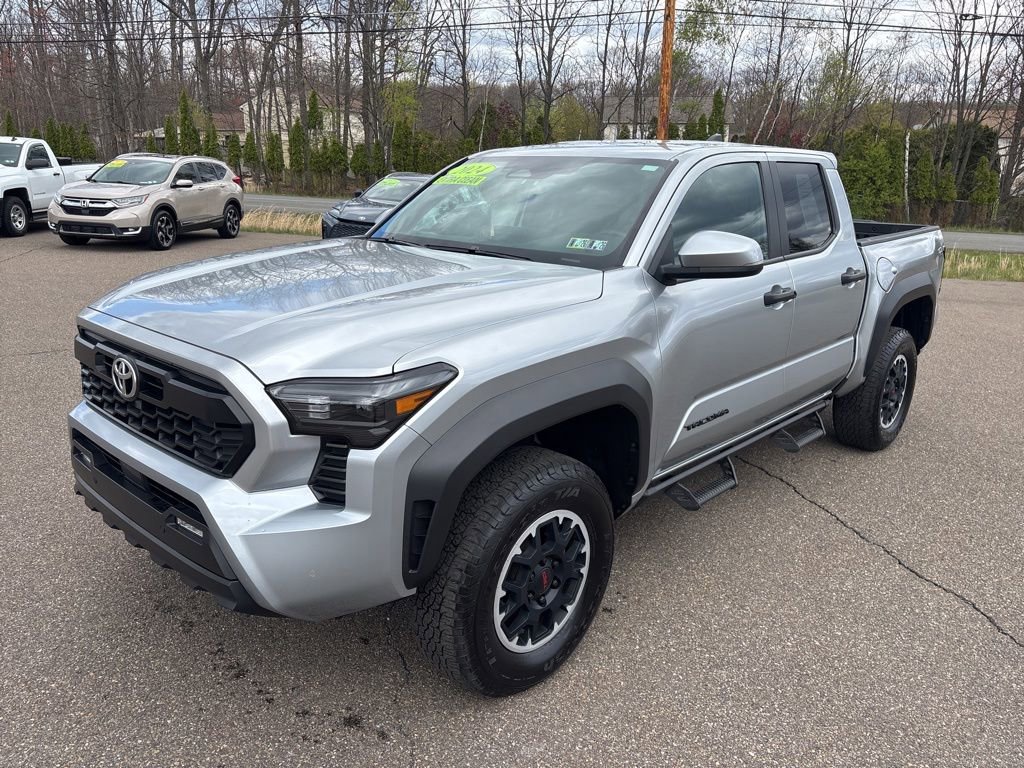 Used 2024 Toyota Tacoma TRD Off-Road w/ TRD Off Road Upgrade Package AWD/4WD image 2