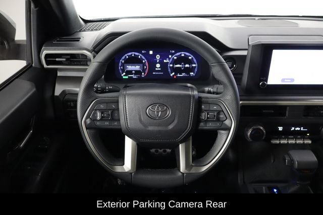 Used 2025 Toyota Tacoma TRD Sport AWD/4WD image 7