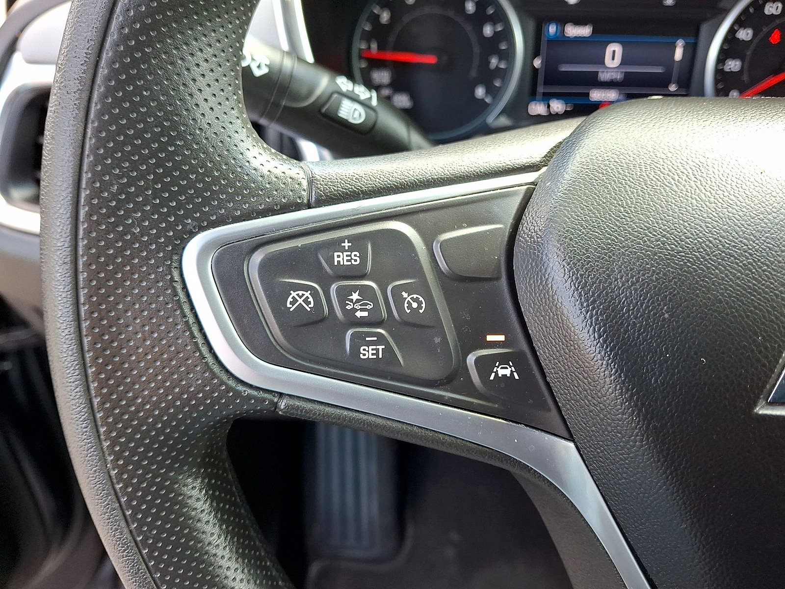 Used 2022 Chevrolet Equinox LT FWD image 17