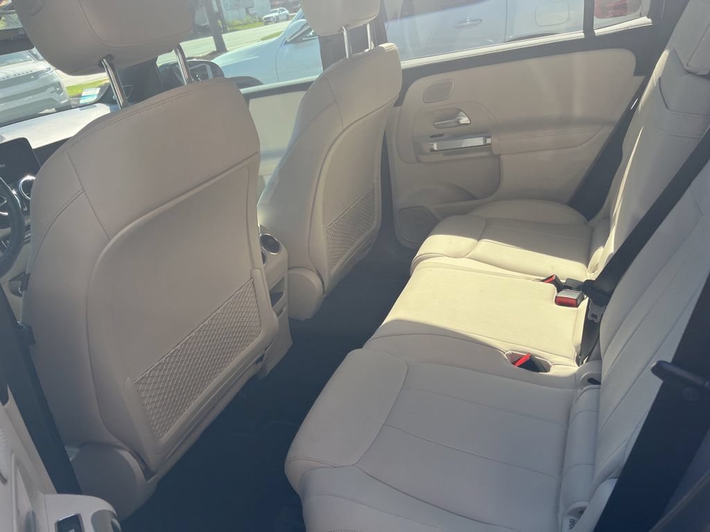 Certified 2023 Mercedes-Benz GLB 250 image 10