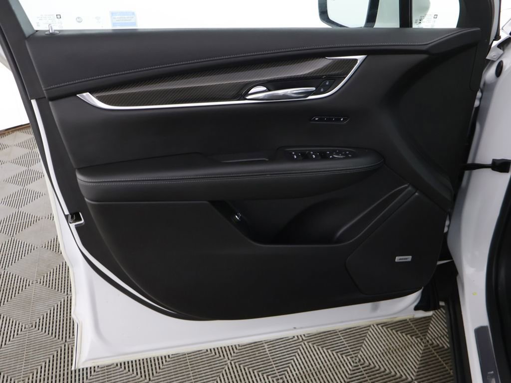 Used 2021 Cadillac XT6 Sport AWD/4WD image 26