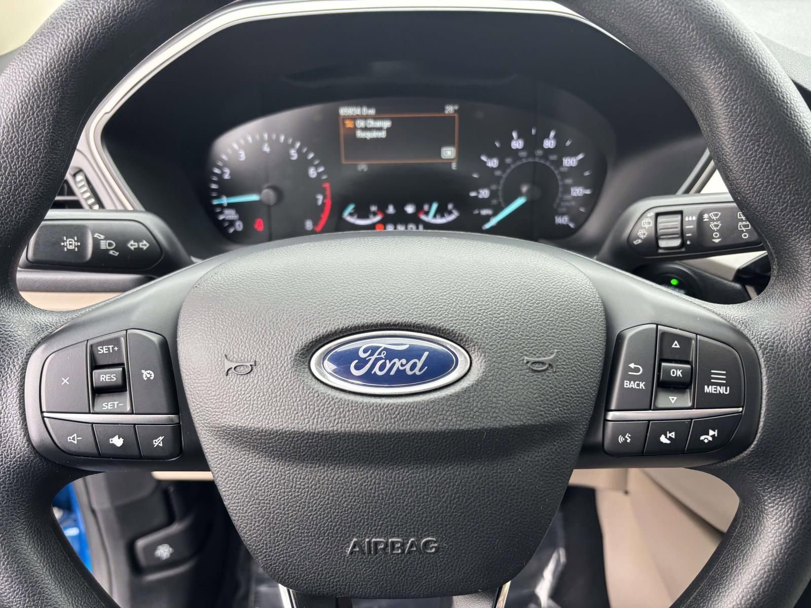 Used 2020 Ford Escape SE image 18