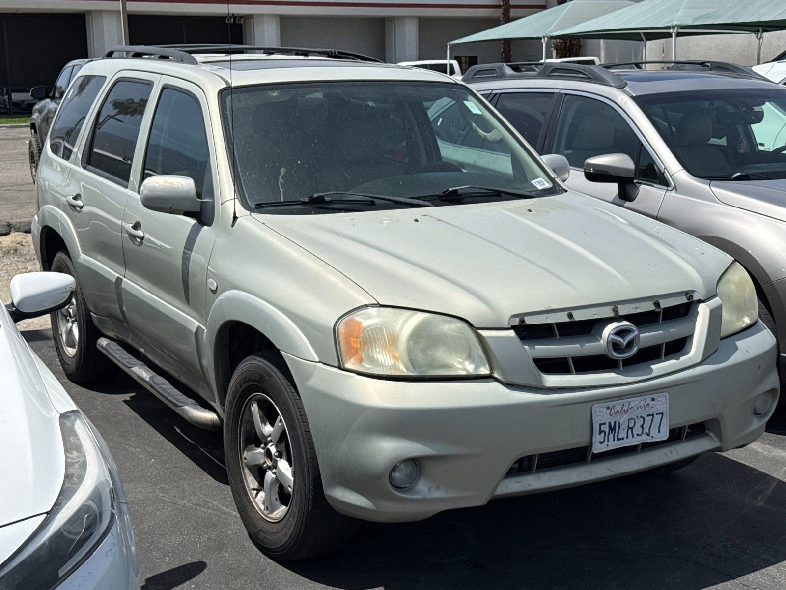 Used 2005 MAZDA Tribute s w/ Package 1 FWD image 2