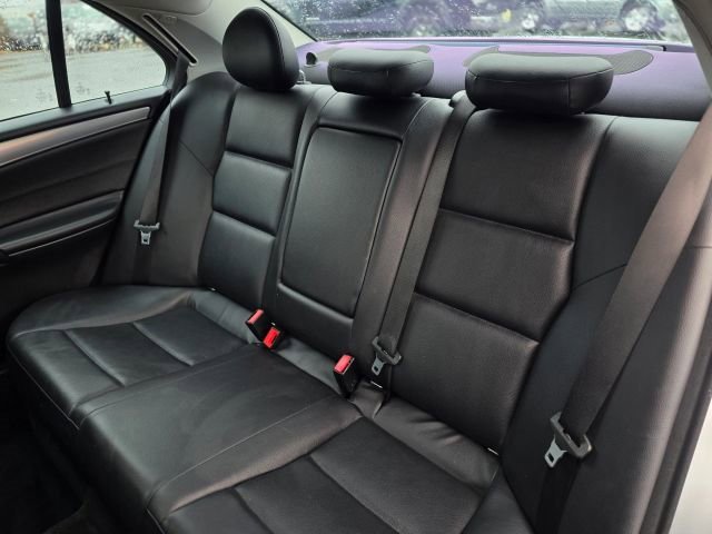 Used 2006 Mercedes-Benz C 230 Sedan image 29