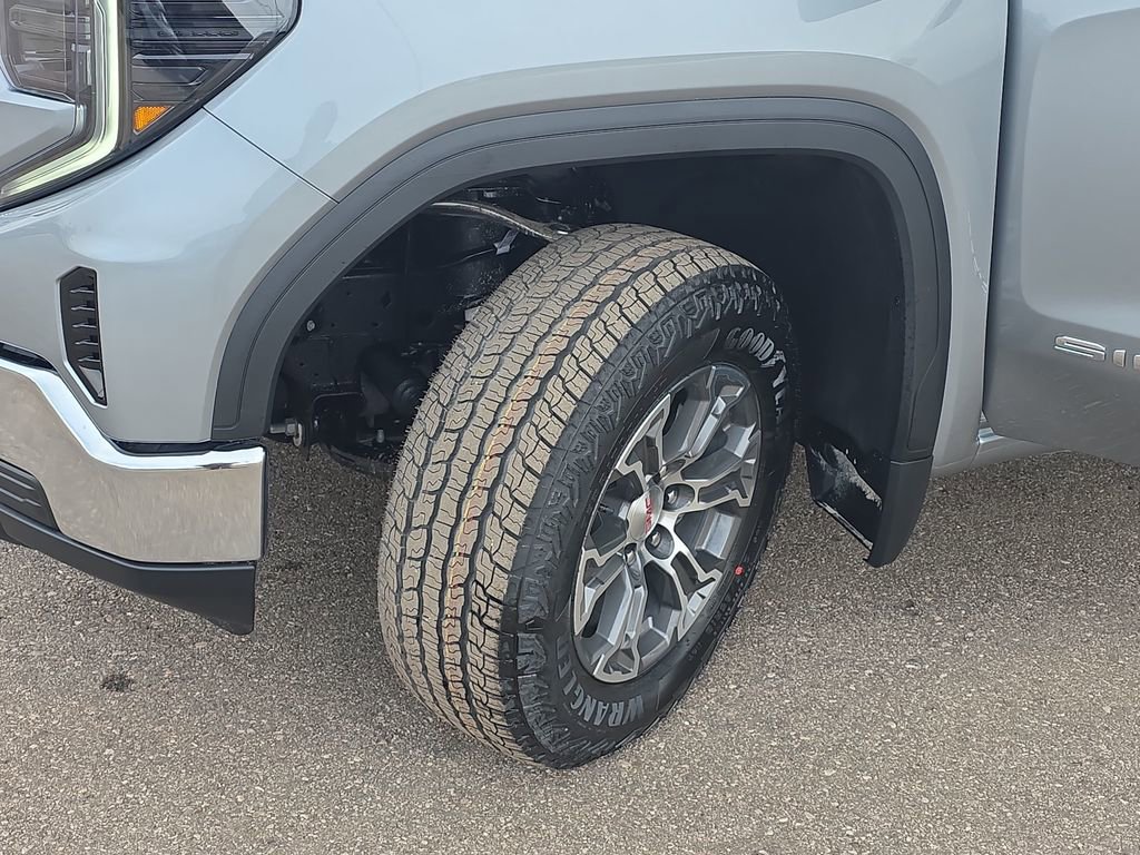 New 2026 GMC Sierra 1500 SLE image 31