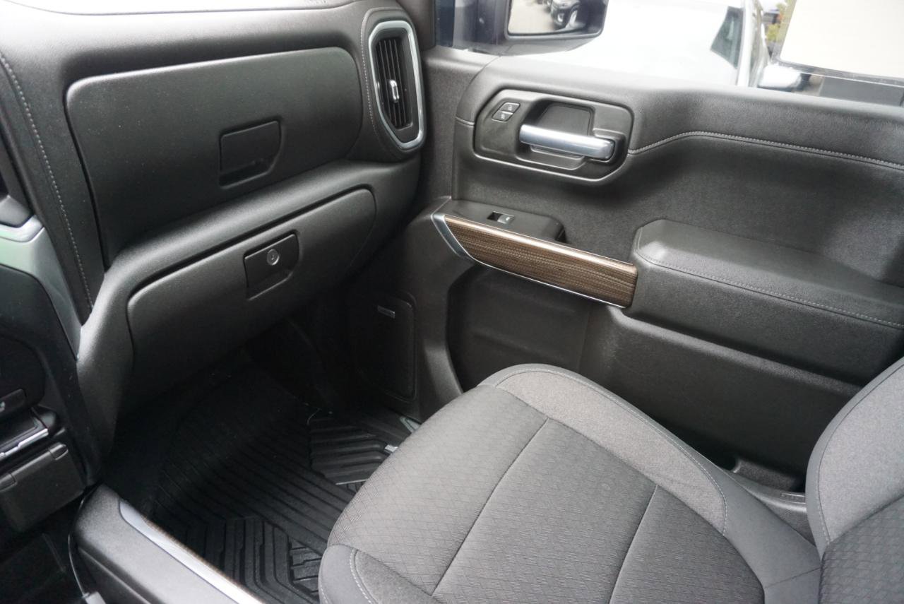 Used 2020 Chevrolet Silverado 1500 RST AWD/4WD image 31