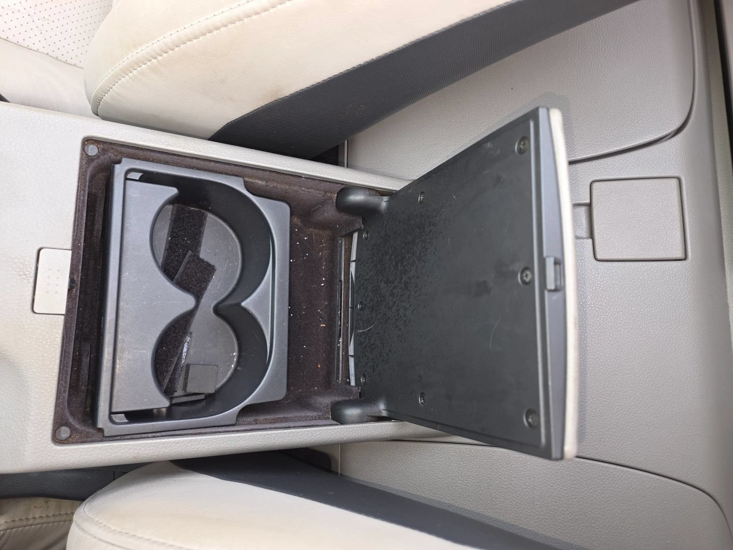 Used 2005 Nissan 350Z Touring RWD image 28