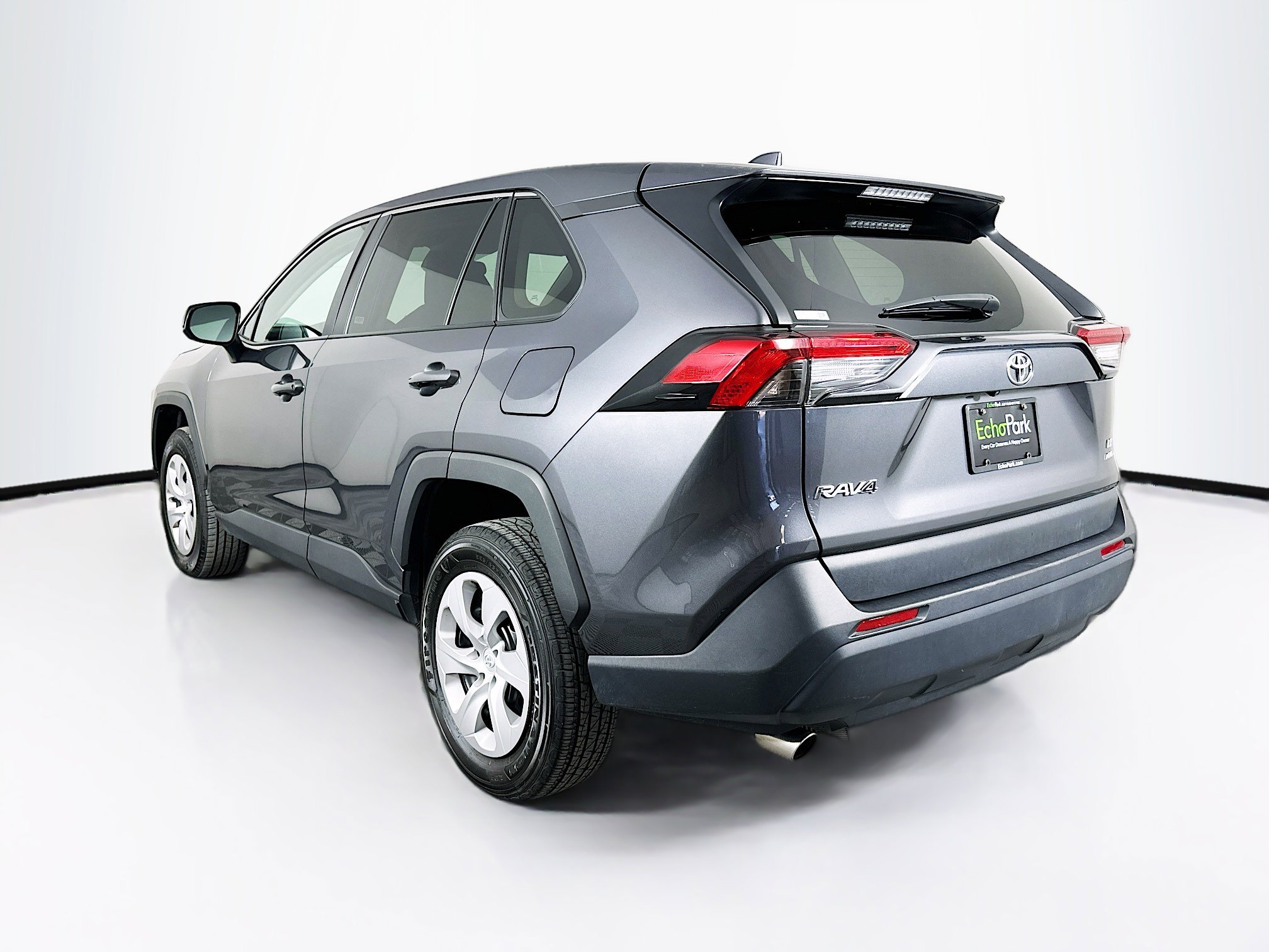 Used 2024 Toyota RAV4 LE image 5