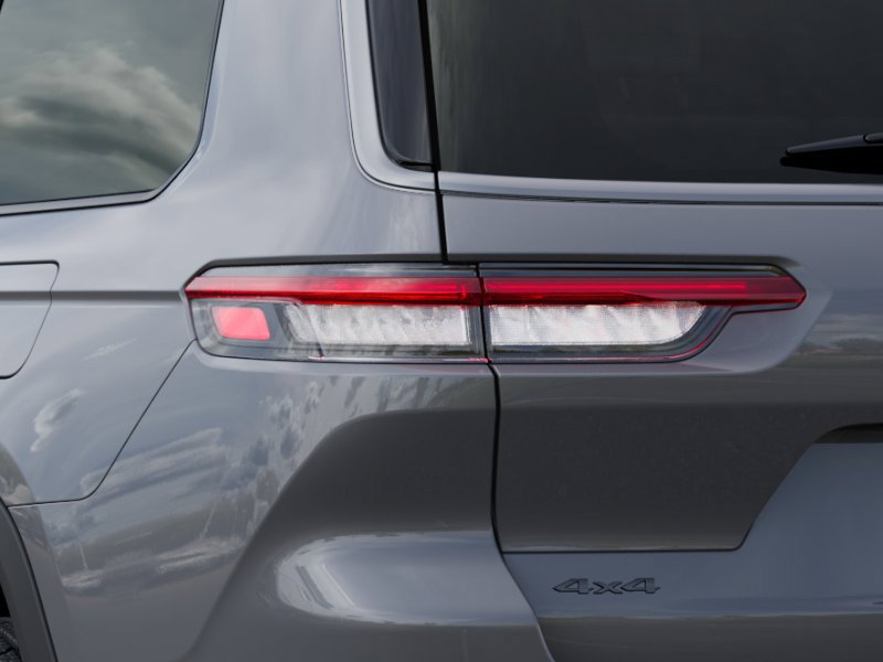 New 2027 Jeep Grand Cherokee L Limited w/ Limited Altitude Package AWD/4WD image 10