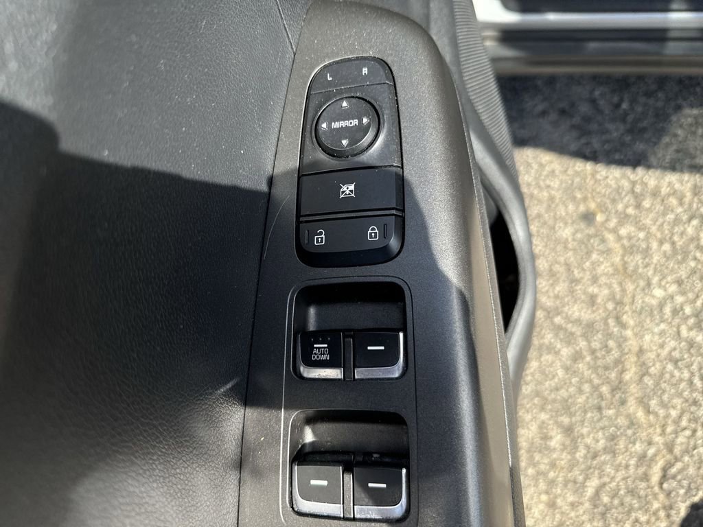 Used 2018 Kia Sportage LX AWD/4WD image 13