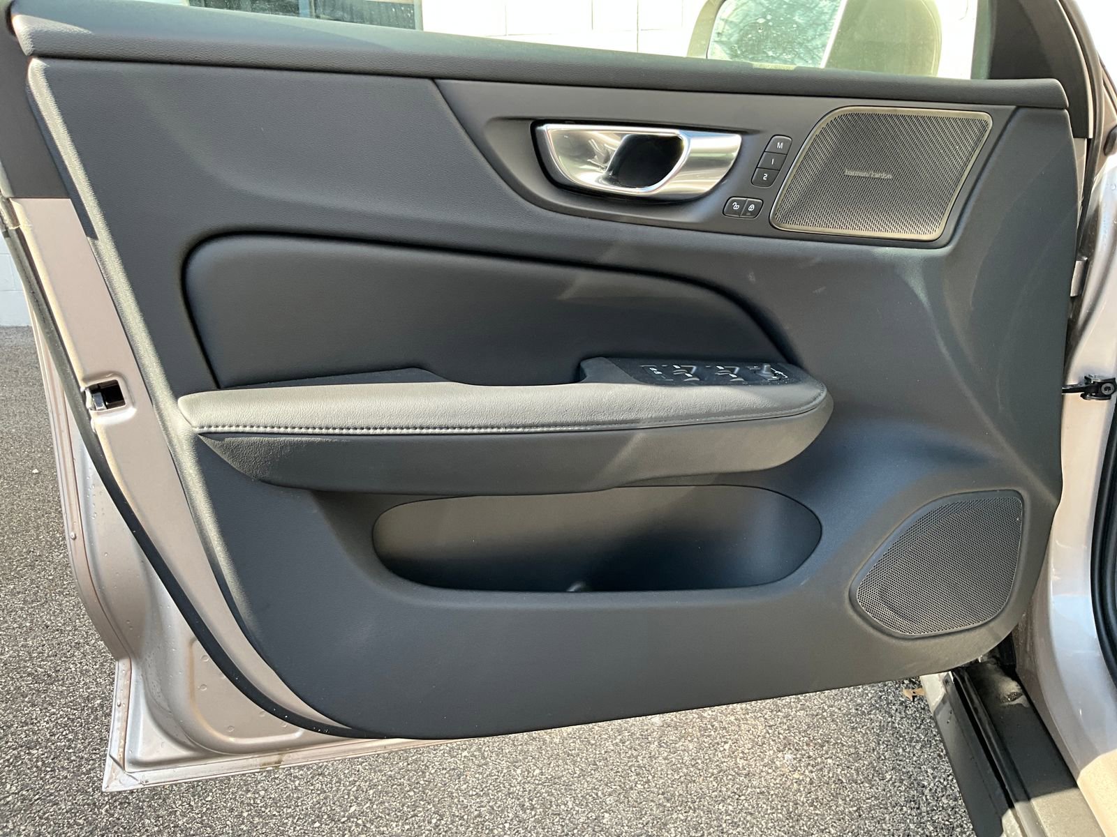 New 2026 Volvo V60 B5 Cross Country Plus w/ Climate Package image 10