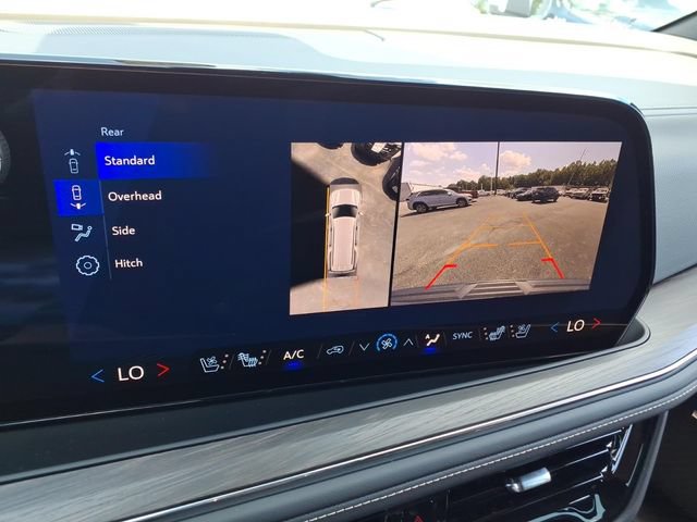 New 2026 Chevrolet Suburban Premier w/ Sun And Tow Package AWD/4WD image 20