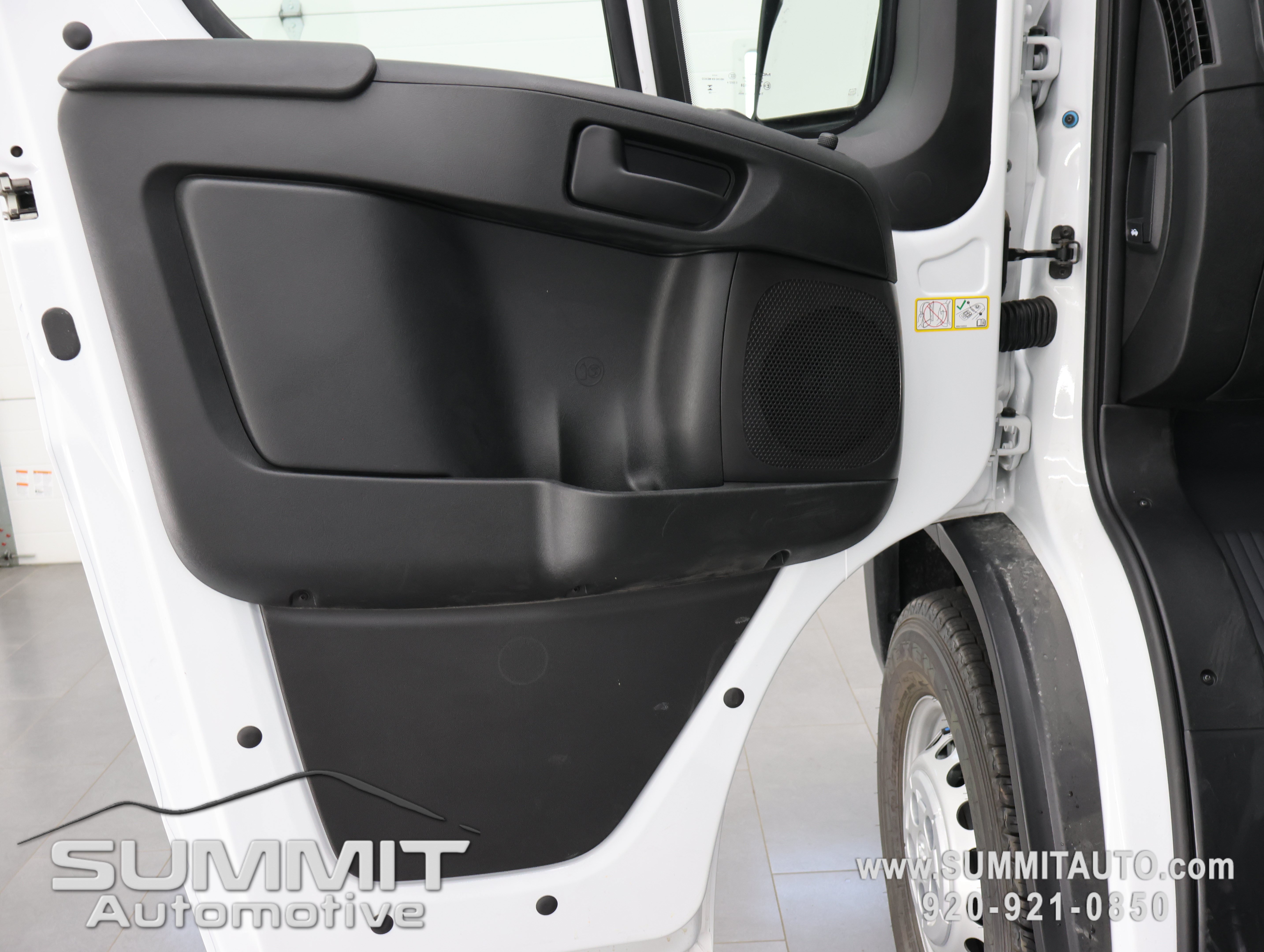 New 2026 RAM ProMaster 3500 w/ Safety Group FWD image 32