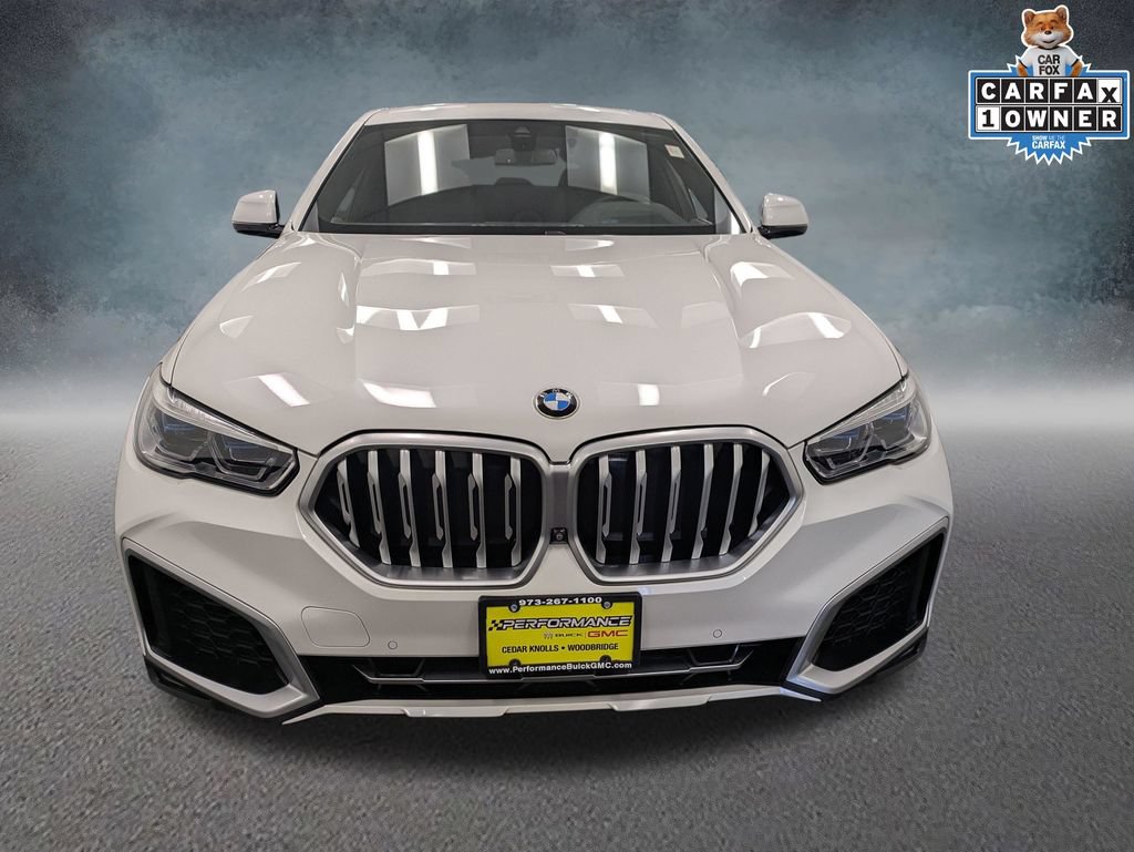 Used 2021 BMW X6 xDrive40i w/ Executive Package 2 AWD/4WD image 2