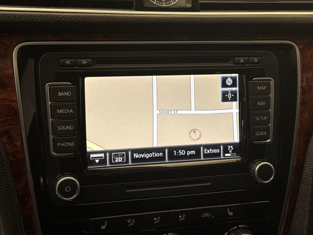 Used 2012 Volkswagen Passat 2.5 SEL image 22