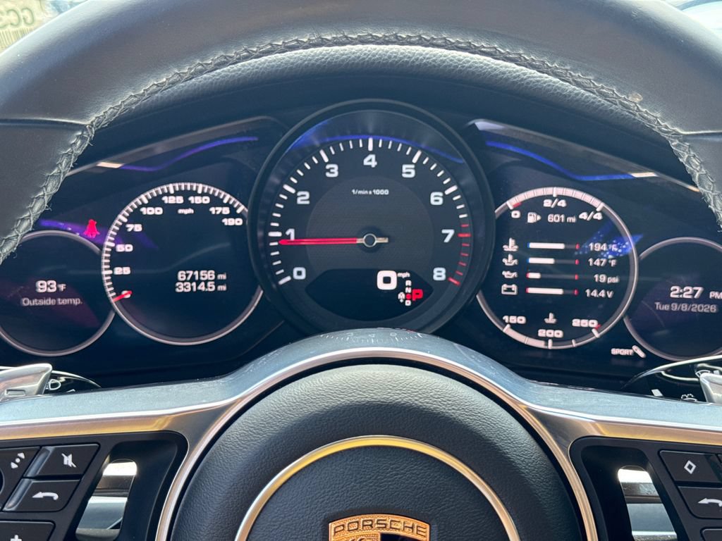Used 2018 Porsche Panamera 4 AWD/4WD image 27