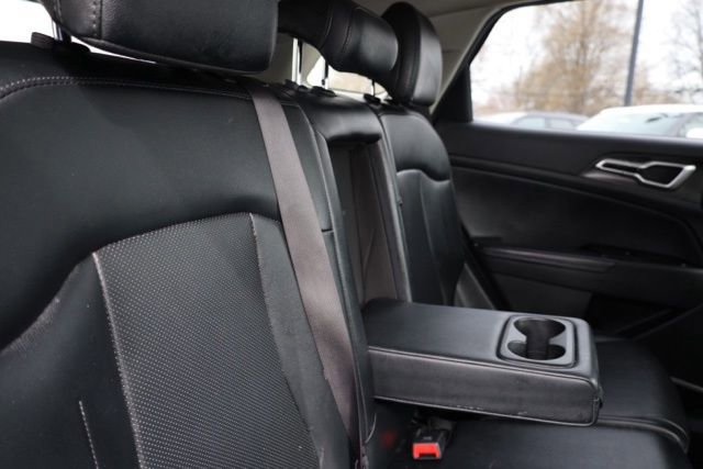 Certified 2024 Kia Sportage EX image 38