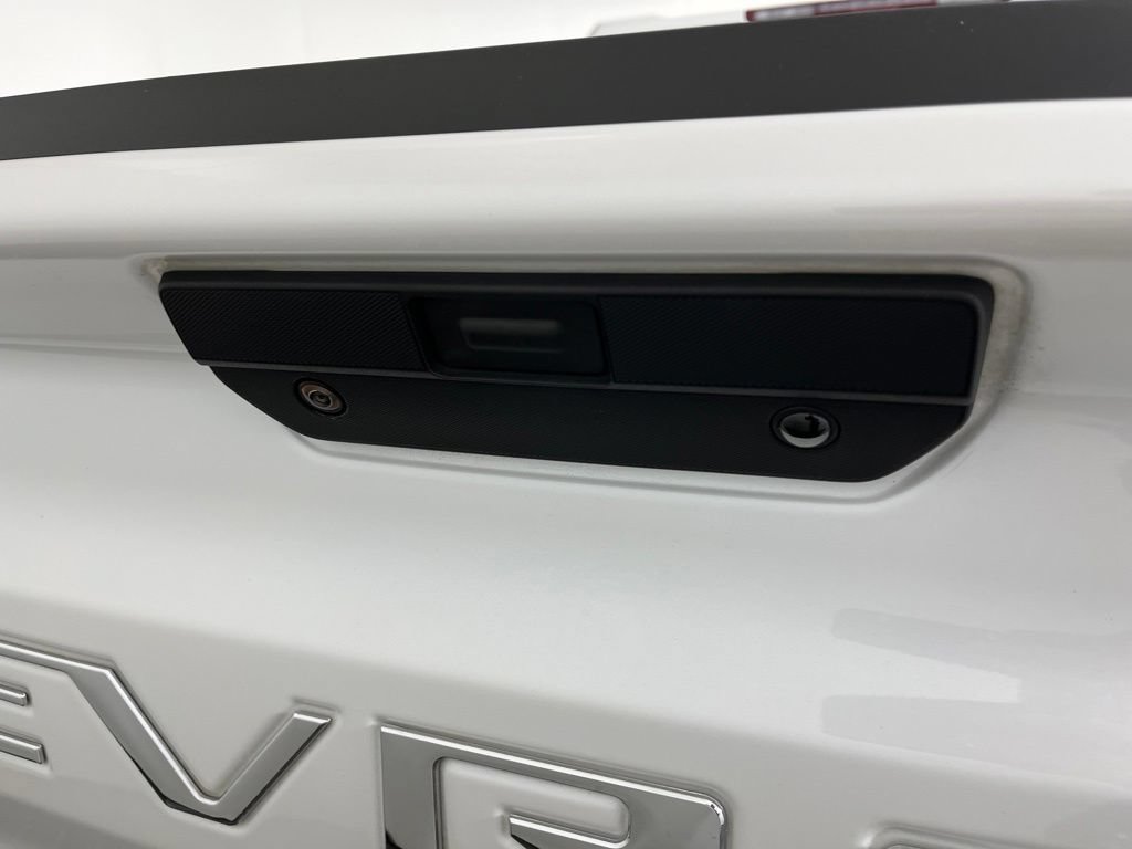 Certified 2021 Chevrolet Silverado 1500 High Country w/ Technology Package AWD/4WD image 23