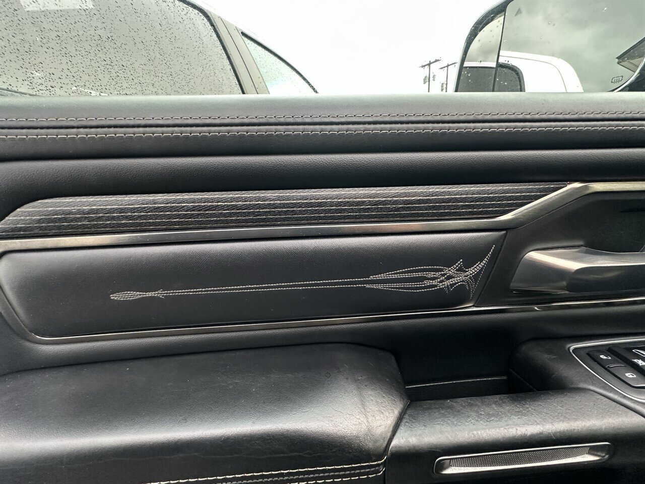 Used 2019 RAM 1500 Limited image 35