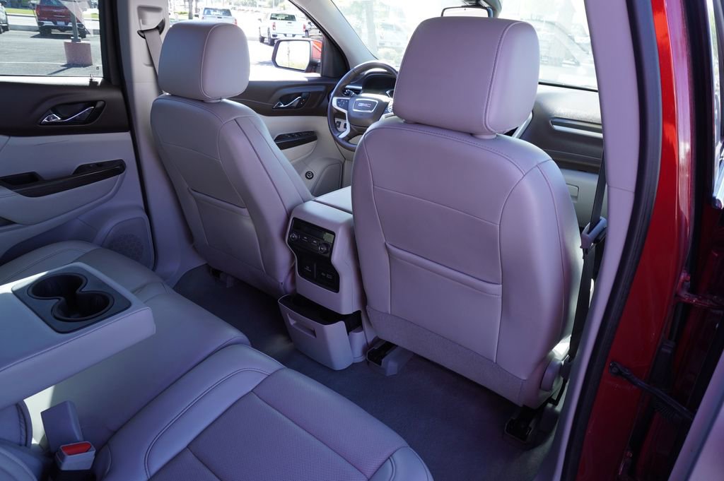 Certified 2023 GMC Acadia SLT image 11