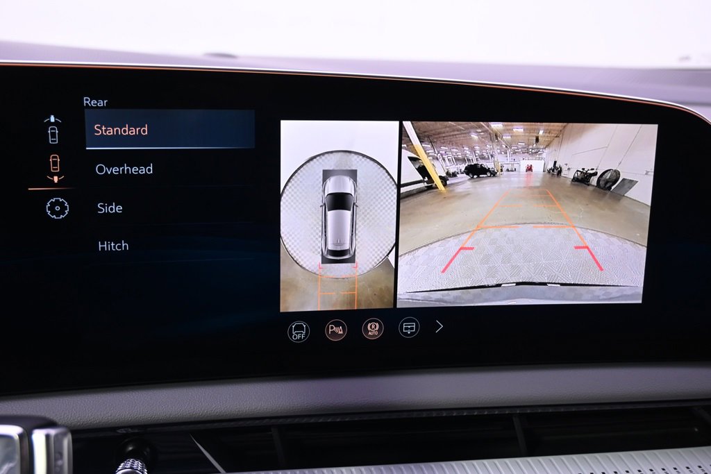 New 2026 Cadillac Optiq Sport 2 image 29