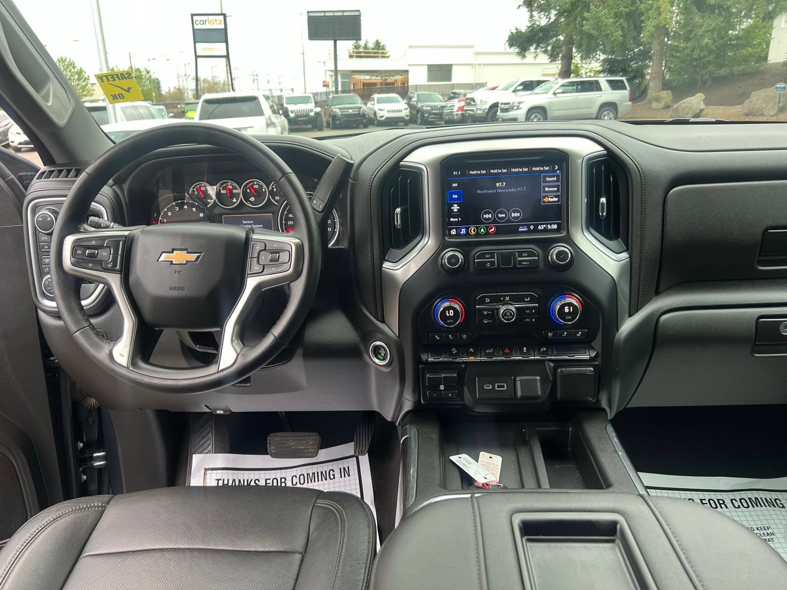 Used 2019 Chevrolet Silverado 1500 LTZ w/ LTZ Convenience Package AWD/4WD image 29