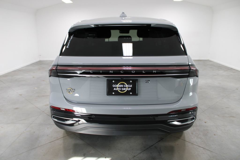 New 2026 Lincoln Nautilus Premier image 7