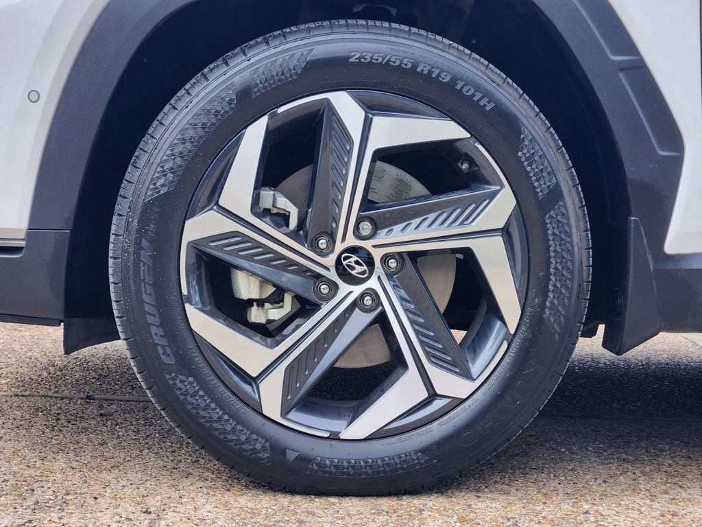 Used 2023 Hyundai Tucson Limited FWD image 11