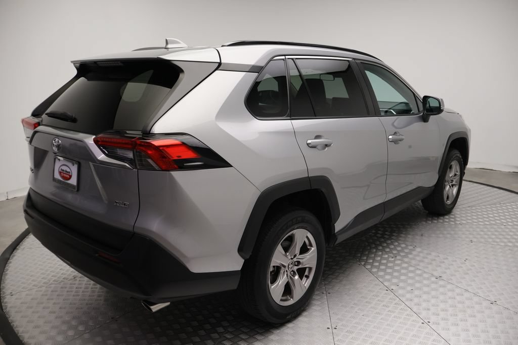 Certified 2023 Toyota RAV4 XLE FWD image 8