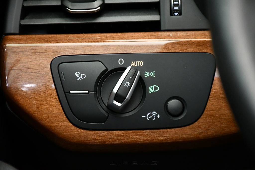 Used 2020 Audi A5 2.0T Prestige w/ Convenience Package image 27