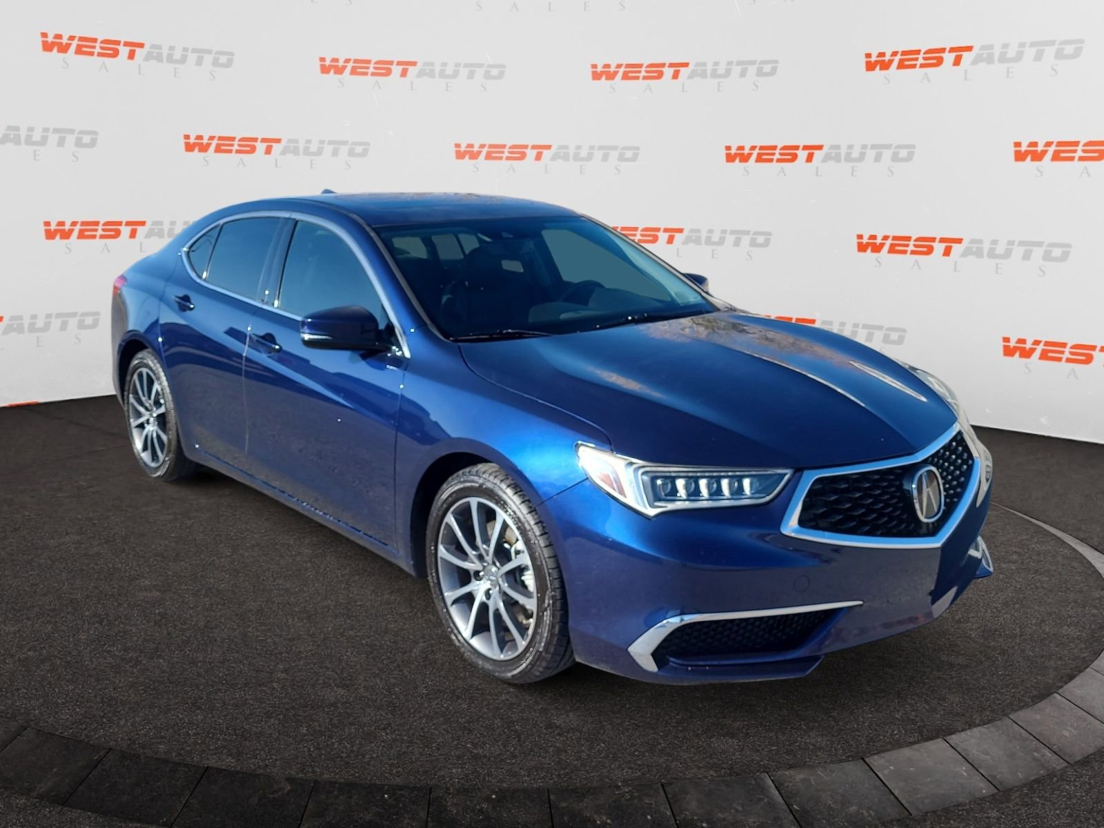 Used 2018 Acura TLX V6 SH-AWD image 7