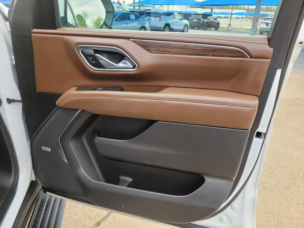 Certified 2023 Chevrolet Tahoe High Country RWD image 10