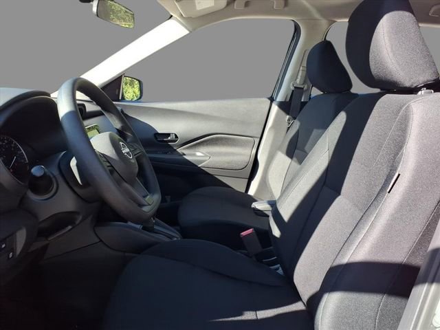 New 2025 Nissan Kicks Play S FWD image 5