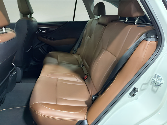 Used 2022 Subaru Outback Touring XT AWD/4WD image 31