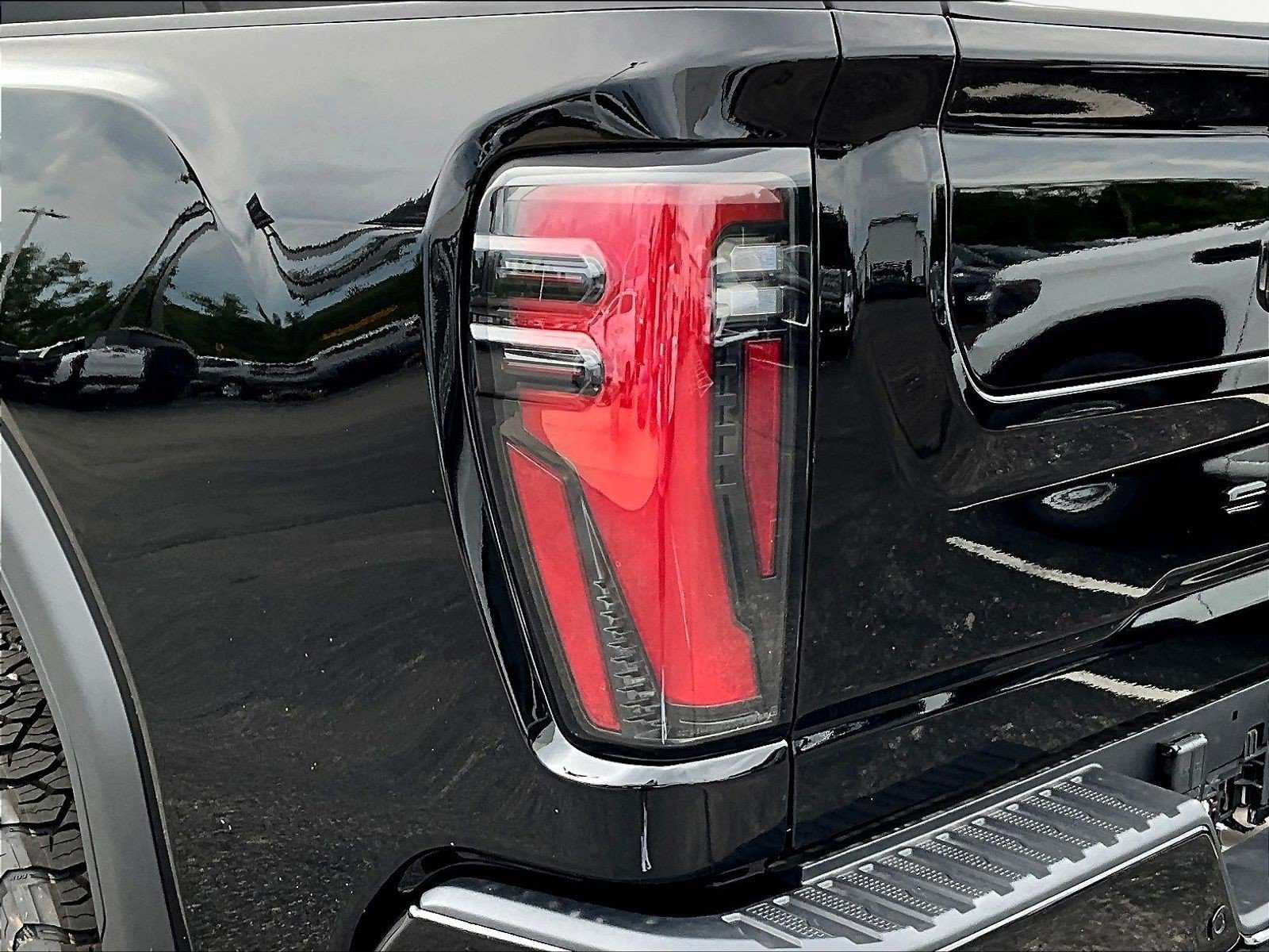 New 2026 GMC Sierra 2500 AT4 w/ AT4 Premium Plus Package AWD/4WD image 14