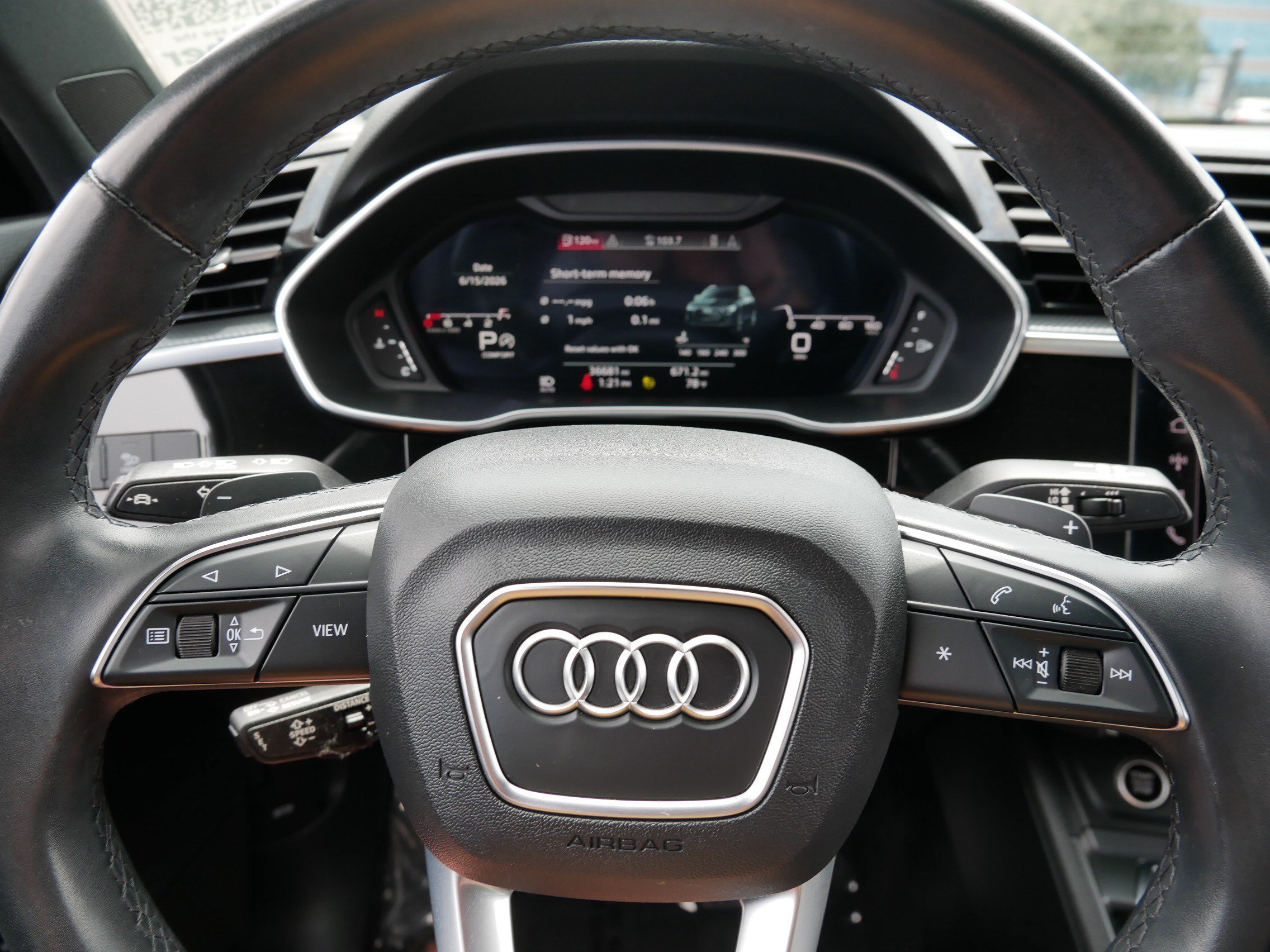 Certified 2022 Audi Q3 2.0T Premium Plus w/ Premium Plus Package AWD/4WD image 25