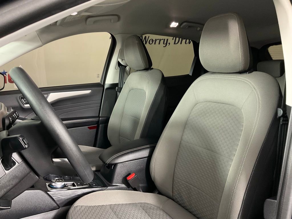 Certified 2022 Ford Escape SE w/ SE Sport Appearance Package image 14