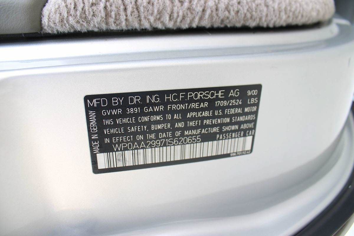 Used 2001 Porsche 911 GT3 RS image 39