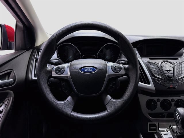 Used 2012 Ford Focus SE FWD image 13