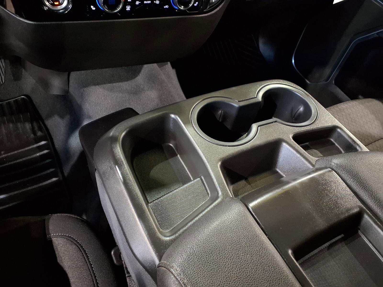 Used 2022 Chevrolet Silverado 1500 LT AWD/4WD image 12