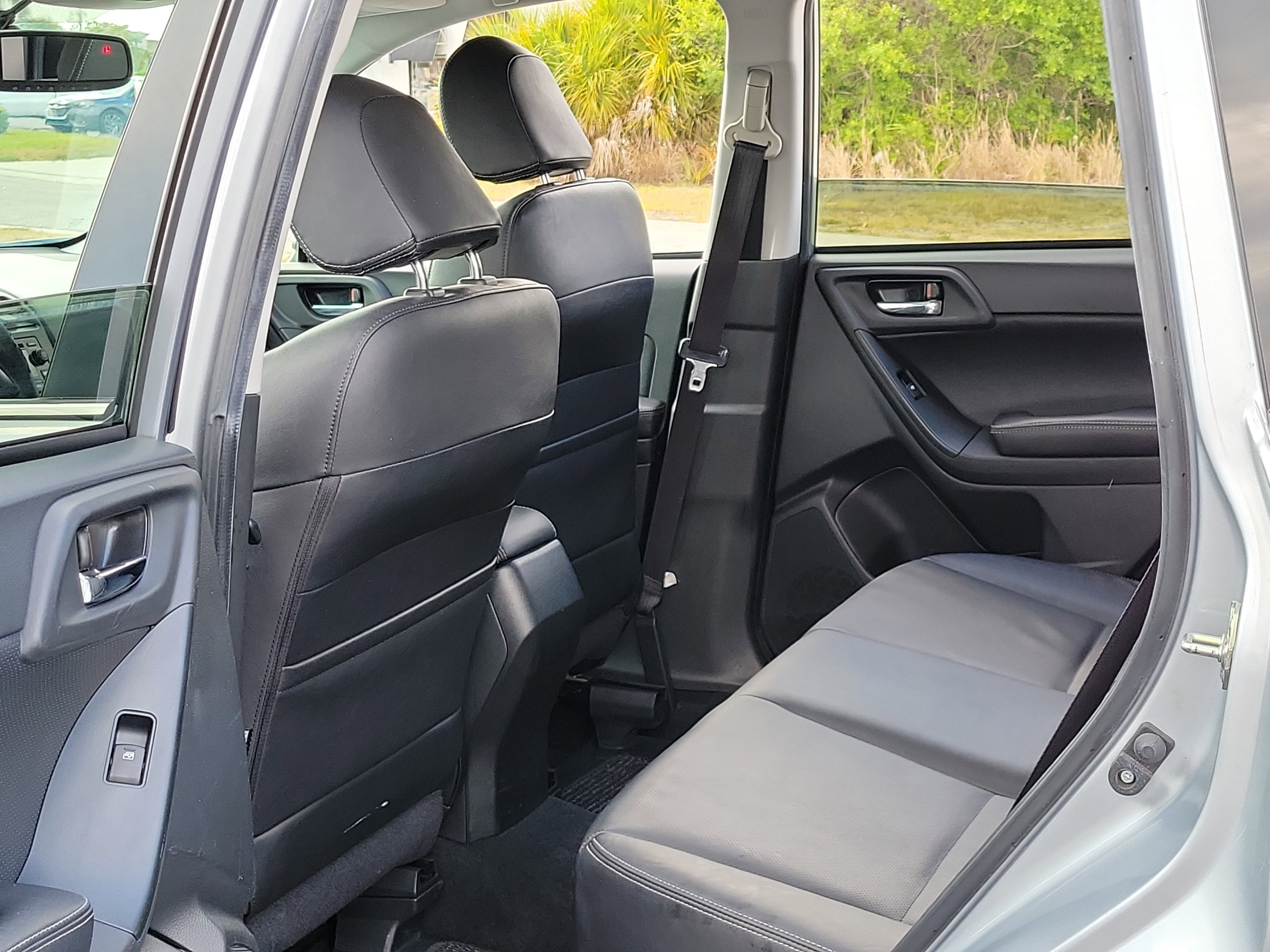 Used 2014 Subaru Forester 2.5i Limited w/ Popular Package #2 AWD/4WD image 13