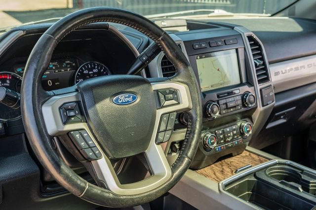 Used 2019 Ford F250 Lariat w/ Lariat Ultimate Package AWD/4WD image 23