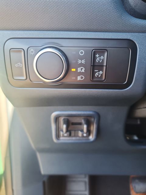 Used 2025 Ford Maverick Lariat w/ Black Appearance Package image 34