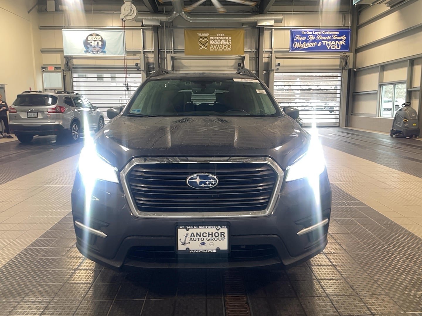 Used 2022 Subaru Ascent Premium w/ Convenience Package AWD/4WD image 3