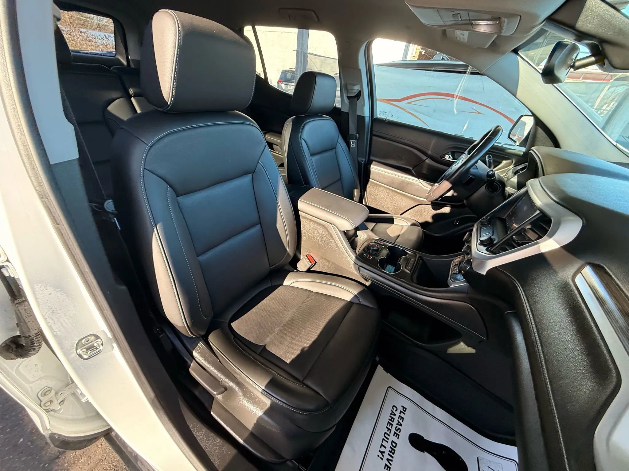 Used 2022 GMC Acadia SLT w/ LPO, Floor Liner Package image 75