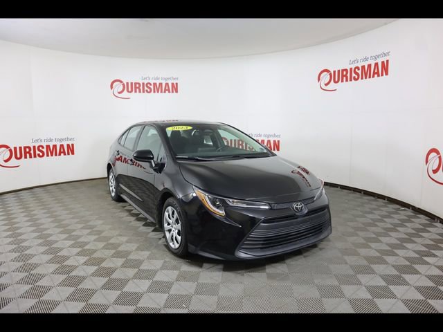Used 2023 Toyota Corolla LE image 16