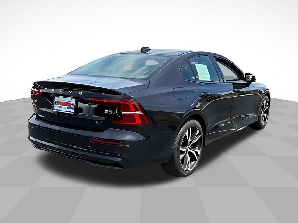 Used 2025 Volvo S60 B5 Plus AWD/4WD image 3