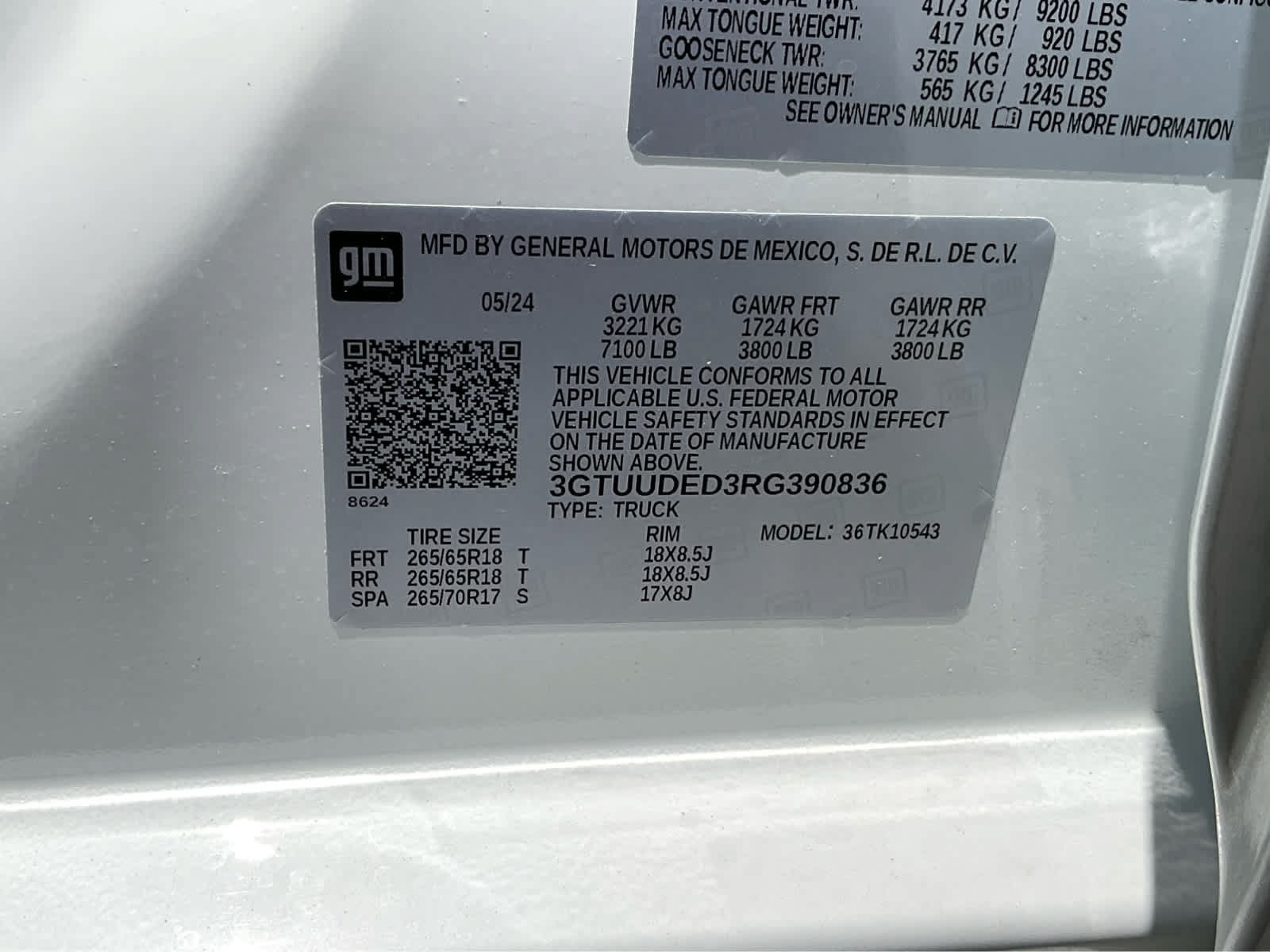 Used 2024 GMC Sierra 1500 SLT AWD/4WD image 28