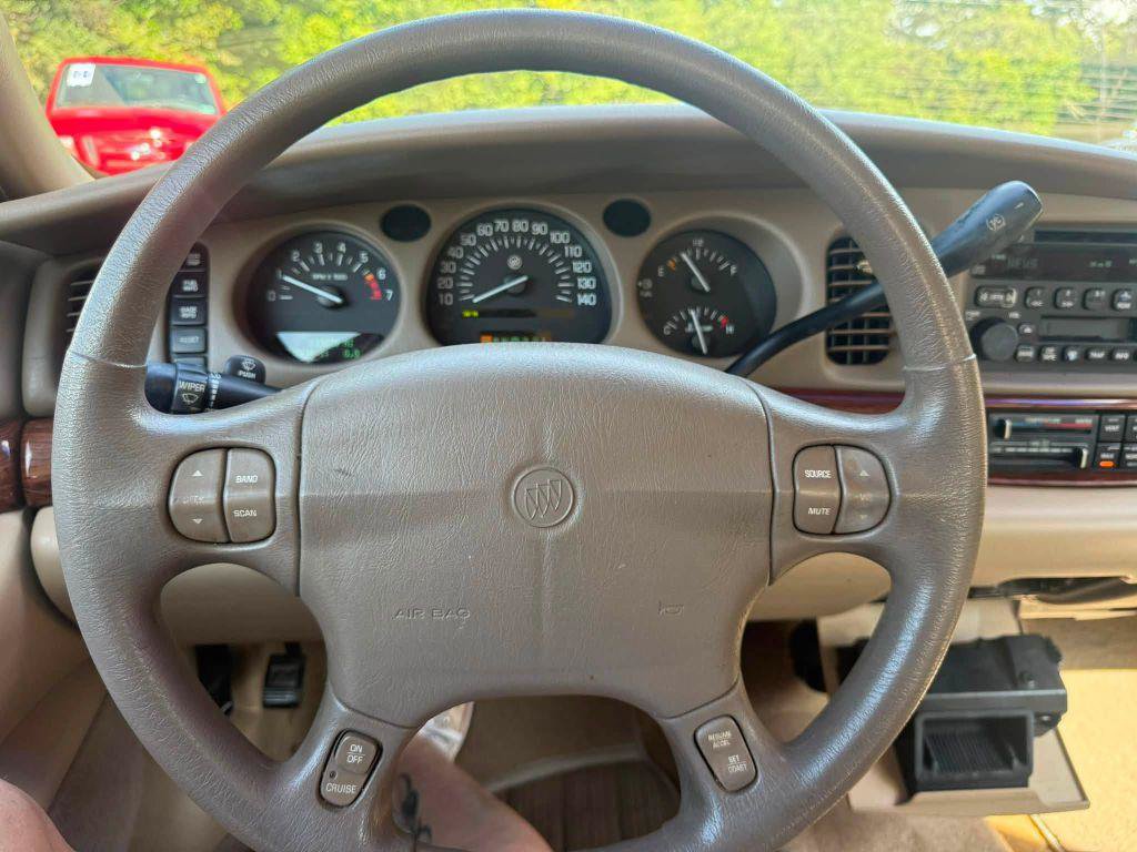 Used 2004 Buick Le Sabre Custom FWD image 11